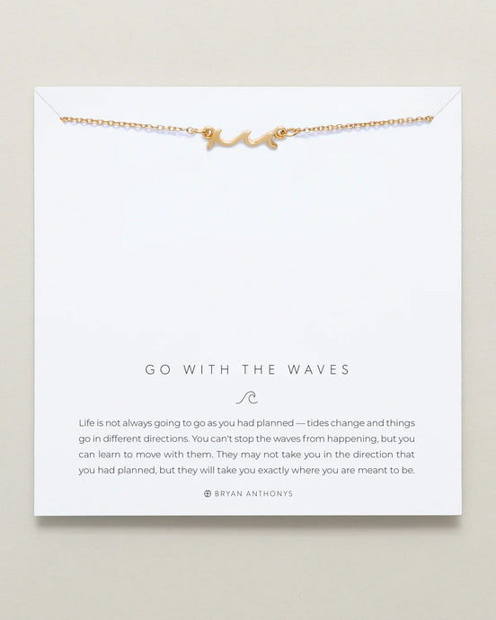 Go To The Waves Necklace Gold