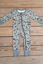 Load image into Gallery viewer, Burlebo Retro Duck Camo Baby Full Zip