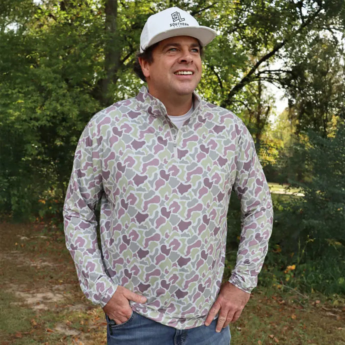 Southern Limit 1/4 Zip Pullover in Light Camo