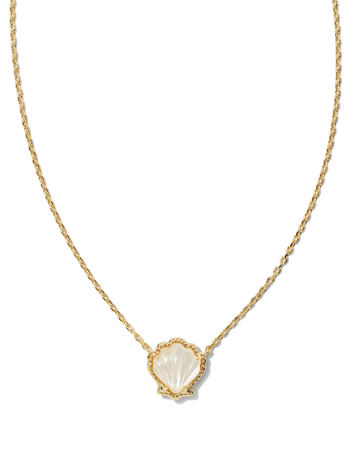 Kendra Scott Brynne Gold Shell Necklace in Gold/Ivory MOP
