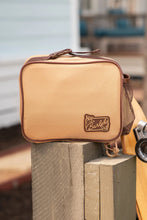 Load image into Gallery viewer, Burlebo Coyote Tan Lunchbox