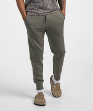 Load image into Gallery viewer, Southern Shirt Co. Men's CoolTouch Joggers in Oak