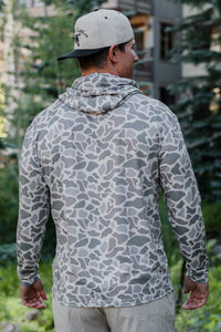 Burlebo Men's Classic Deer Camo Performance Hoodie