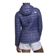 Load image into Gallery viewer, The North Face Women’s ThermoBall™ Eco Hoodie 2.0 Cave Blue