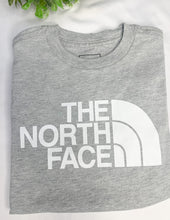 Load image into Gallery viewer, The North Face Boy&#39;s Graphic Short Sleeve Tee