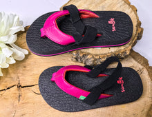 Load image into Gallery viewer, Sanuk Girl&#39;s Yoga Mat Shoes