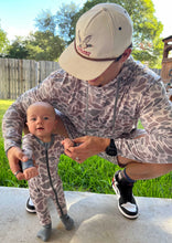 Load image into Gallery viewer, Burlebo Classic Deer Camo Baby Full Zip